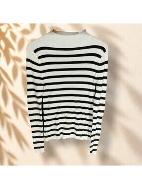 Cato Sweater Pullover Women L Large White Striped Knit Long Sleeve Soft Cozy